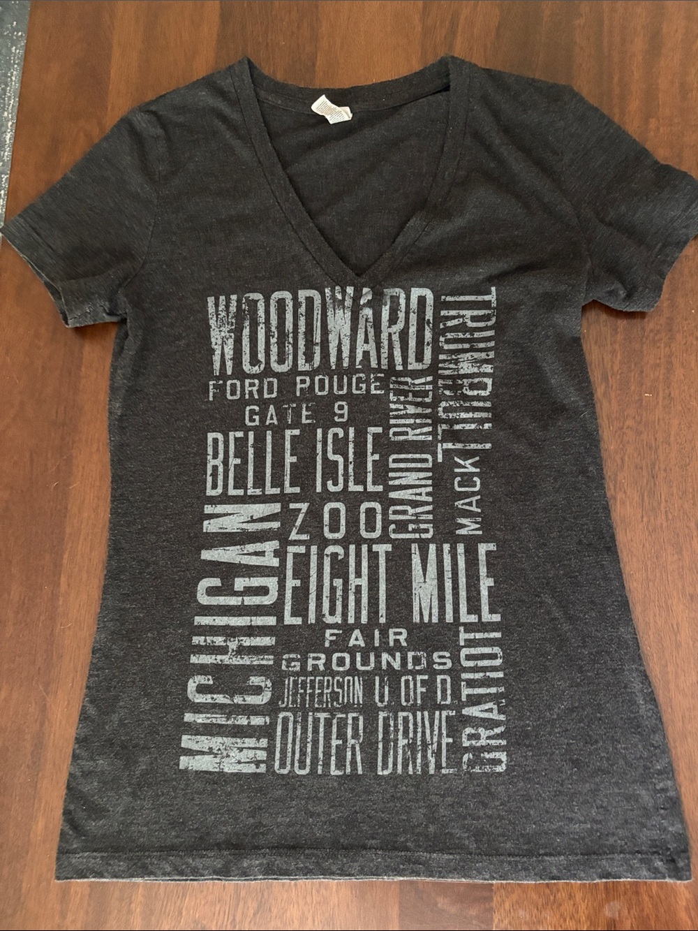 Bella-Canvass Detroit-Themed Women’s Grey T-shirt size M